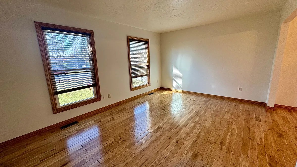 Building Photo - 2157 Bayham Dr SE