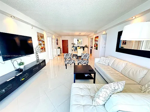 3901 S Ocean Dr #8E Photo 1