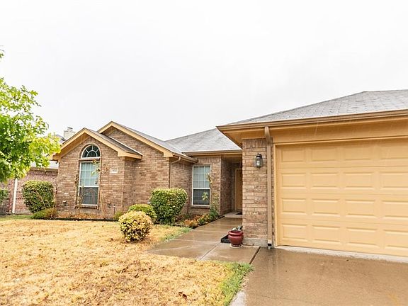 2nd image of 952 Mesa Vista Dr