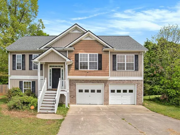 516 Fox Trot Walk, Rockmart, GA 30153