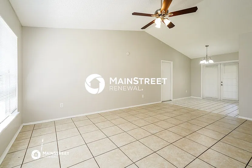 4 Berry Drive — Photo 4