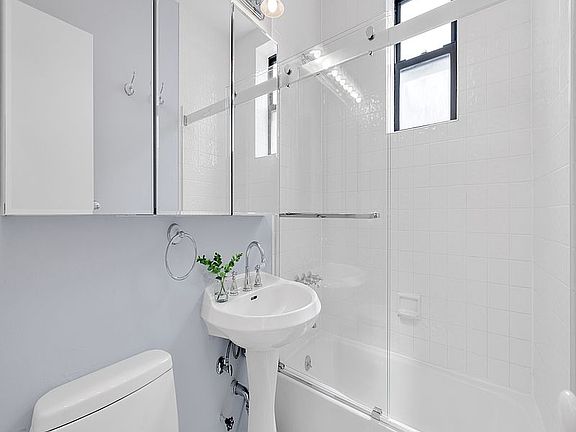 5th image of 426 Sterling Pl APT 4D