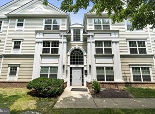 152 Kendrick Pl APT 32, Gaithersburg, MD 20878