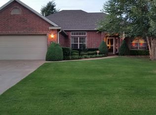 3497 Eaglecrest Cir, Springdale, AR 72762