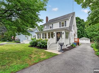 453 Maple Ave, Glen Rock, NJ 07452