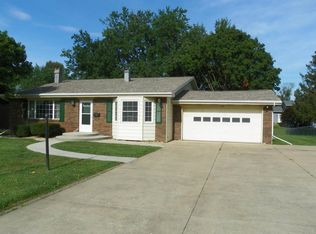 476 Kings Canyon Blvd, Galesburg, IL 61401