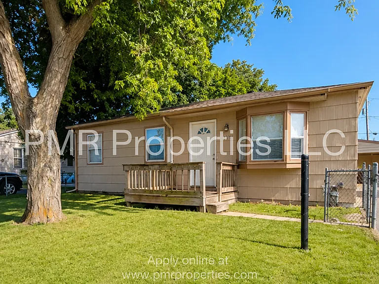 2115 Avenue M — Photo 1