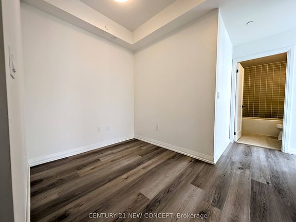 5th image of 280 Dundas St W #1602