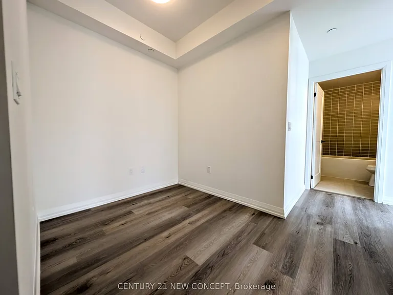 280 Dundas St W #1602 — Photo 5