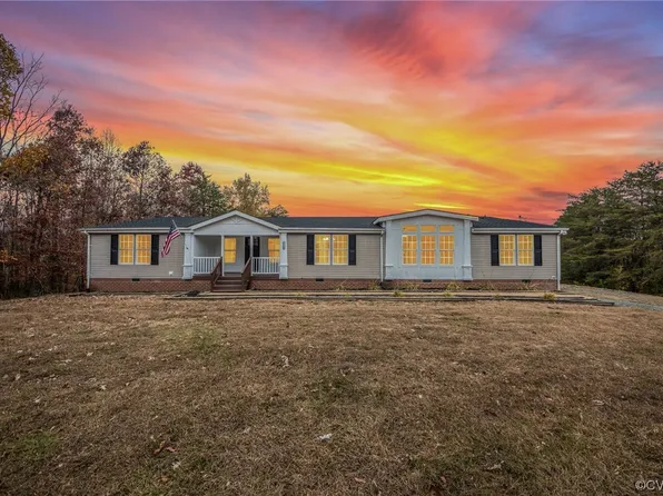 22720 Saint James Rd, Jetersville, VA 23083