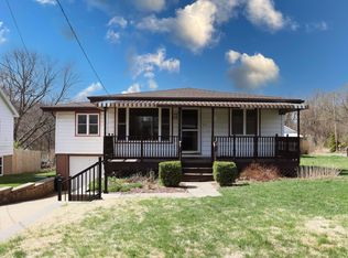 1015 N McMullen Rd, Bartonville, IL 61607