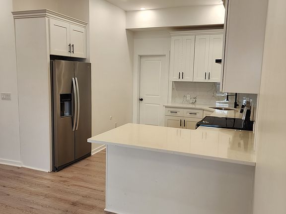 3rd image of 94 South St #1A