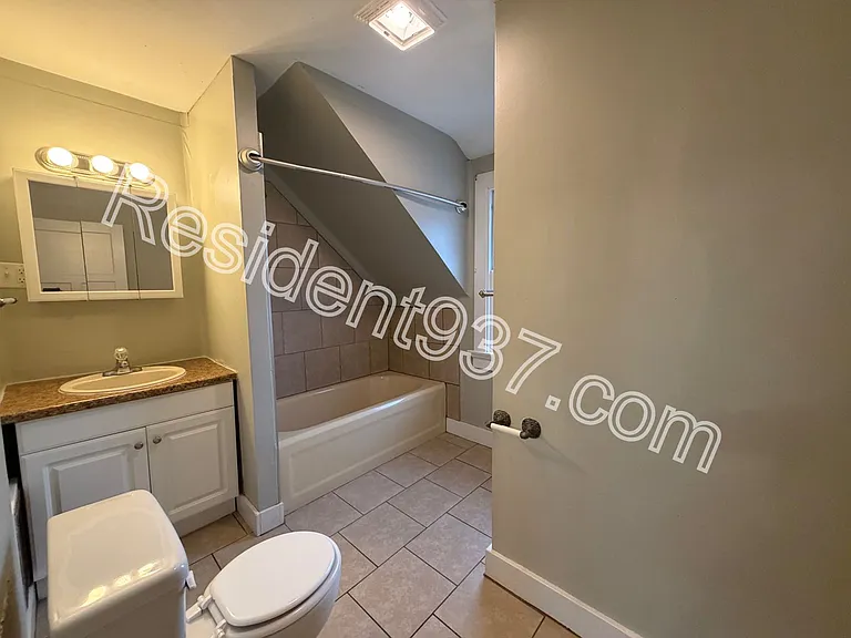 1520 S Smithville Rd — Photo 8