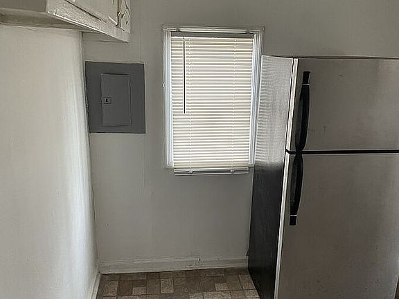 4th image of 45 Patton Dr