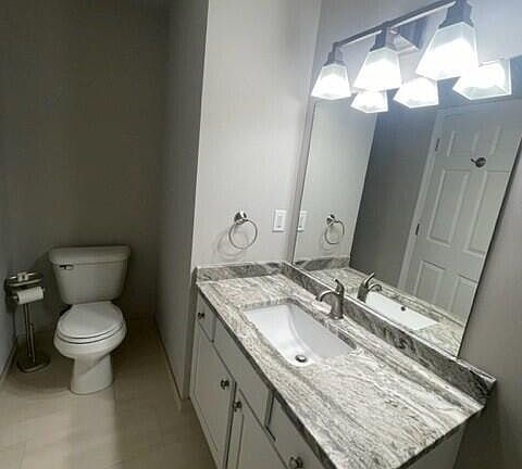 3rd image of 5560 Pine Aires Dr