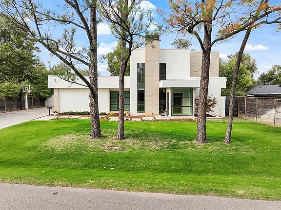 5th image of 2805 Drakestone Ave