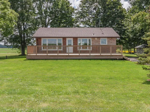 4463 Avon Dr, Malahide, ON N0L 2J0