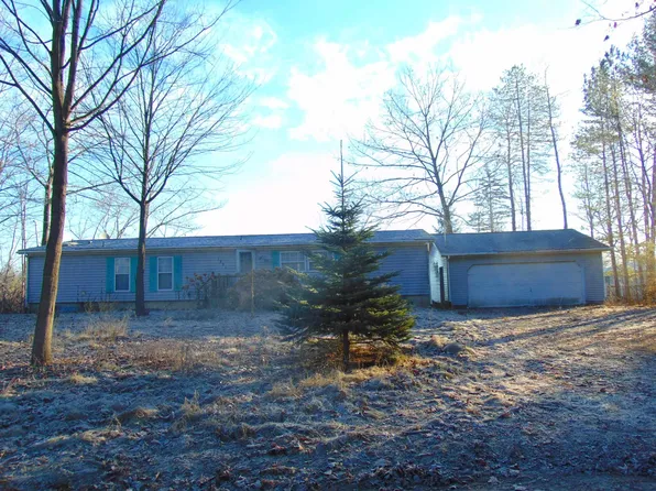 1521 W Blakely Rd, Beaverton, MI 48612