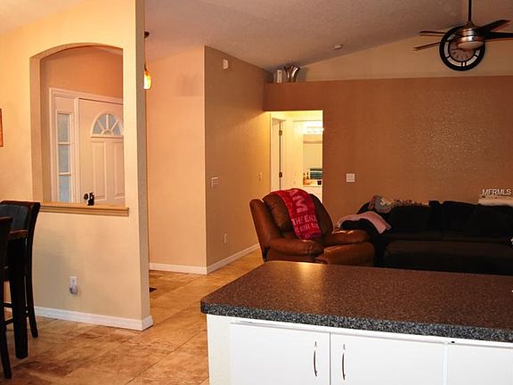 4th image of 5141 Kedsie Ave