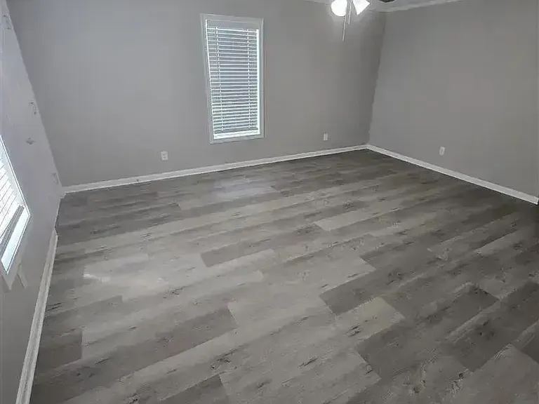 16043 Clarke Springs Dr #16043C — Photo 3