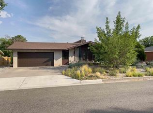 531 Paul Pl, White Rock, NM 87547