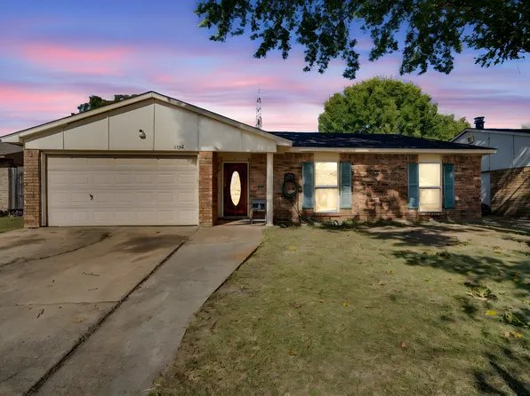 1530 Independence Trl, Grand Prairie, TX 75052