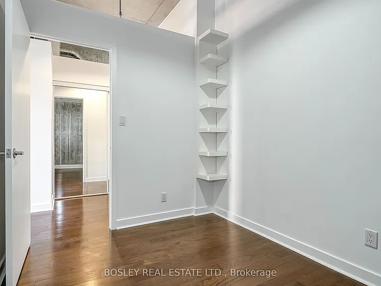 955 Queen St W #311 — Photo 12