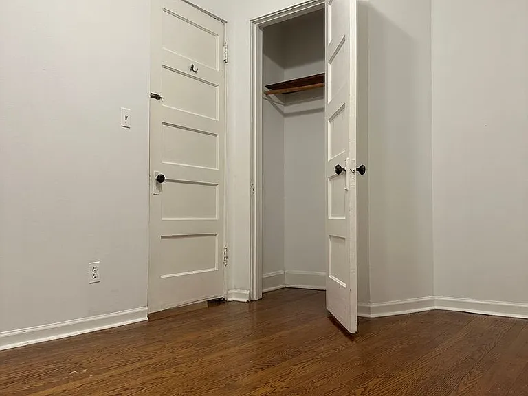 1750 W Belle Plaine Ave #1 — Photo 26