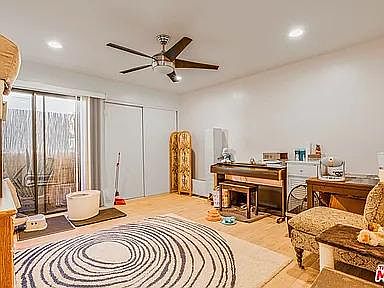 4th image of 724 S Stanley Ave APT 3