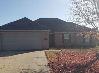 406 E Post Rd, Rogers, AR 72758