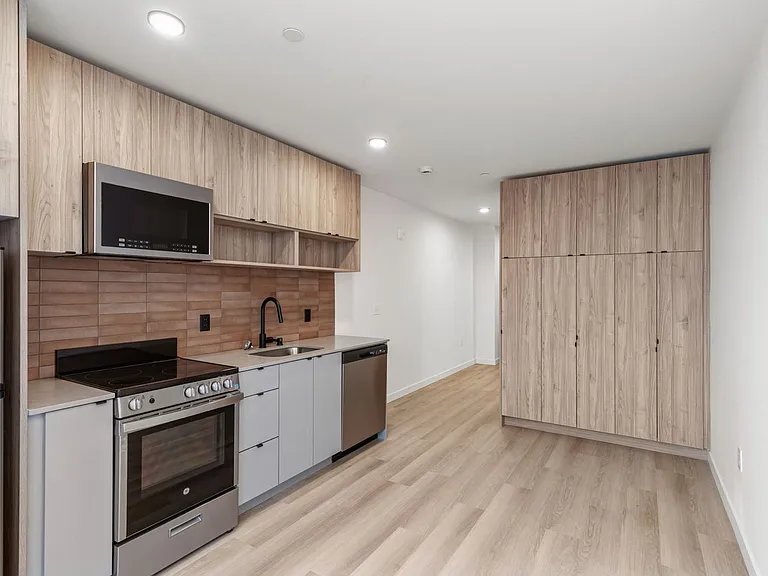 Welcome to Reed! Brand New Modern Studios with Full Appliance Package & Amenities in Fremont — Photo 19