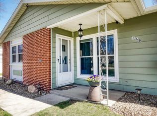 368 Laurel Dr, Berea, OH 44017