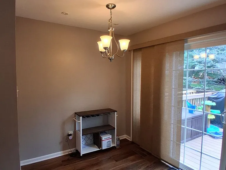 660 Longwood Rd — Photo 10