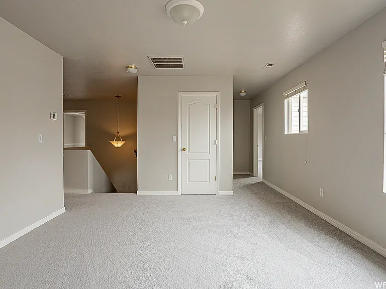 1890 S 875 E — Photo 10