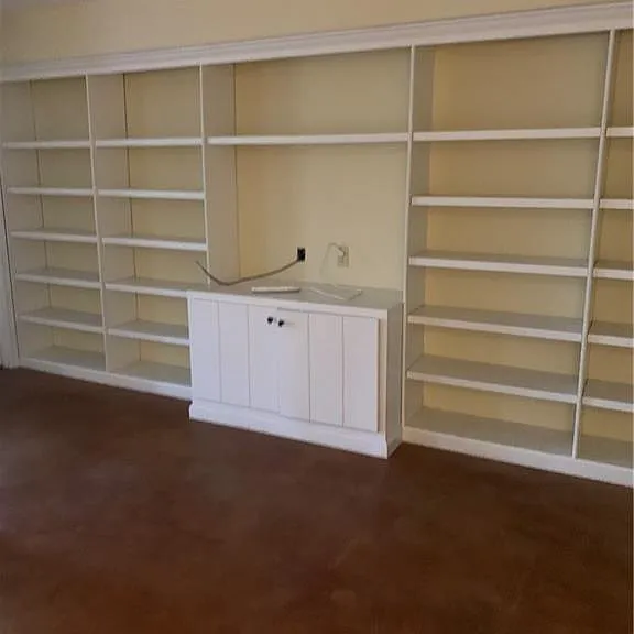 3896 Parkcrest Dr — Photo 12