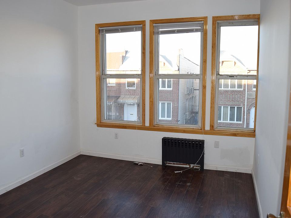 Bedroom #1