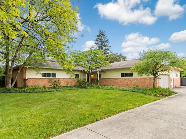 293 Flint Ridge Dr, Columbus, OH 43230