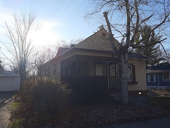 3rd image of 618 N Mason St
