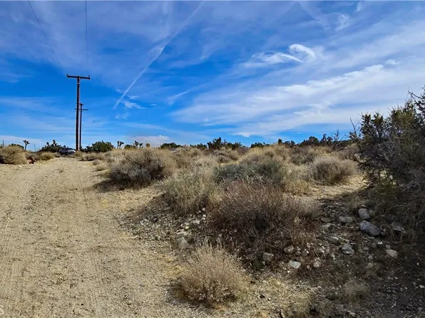 0 Vicinity Ave #Z8, Llano, CA 93544