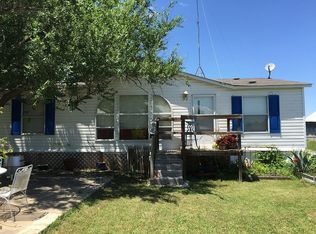 700 Grove Ln #A, Georgetown, TX 78626