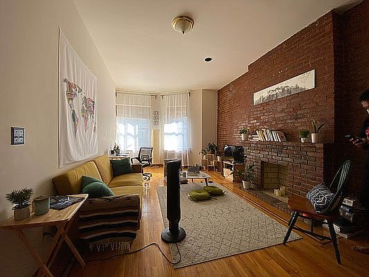 2nd image of 313 W 105th St #4AA