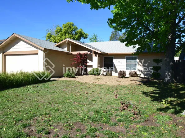 3758 Rock Island Dr, Sacramento, CA 95827