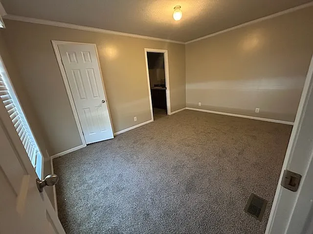 3 bed, 1088 sqft, $1,059 — Photo 3