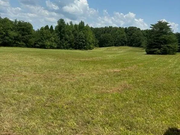 15 McCabe Rd, Spring City, TN 37381