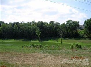 3233 Echo Lake Dr, Byrnes Mill, MO 63025