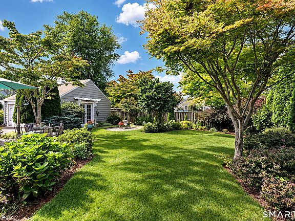 4th image of 376 Stratford Road