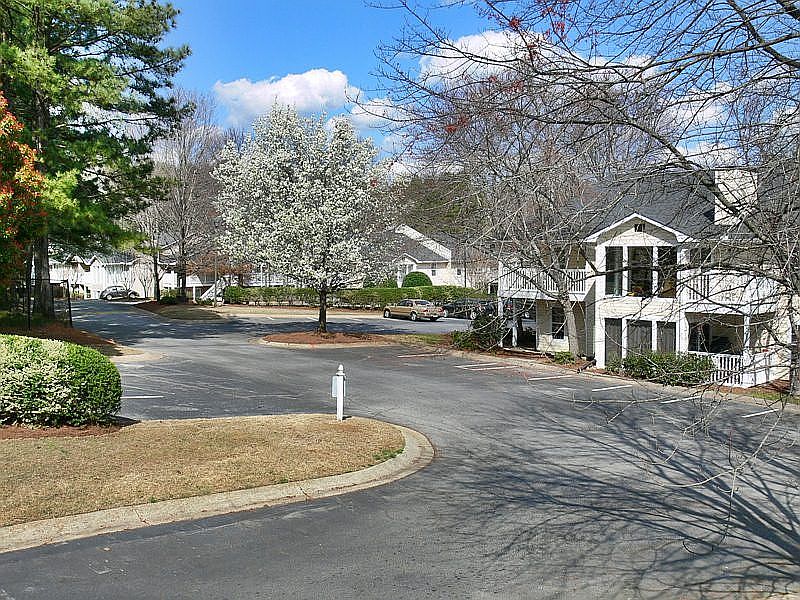 1st image of 506 Augusta Dr