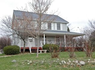 9006 W Wonder Lake Rd, Woodstock, IL 60098