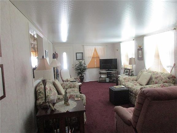 4th image of 27 Rosalie Oaks Blvd