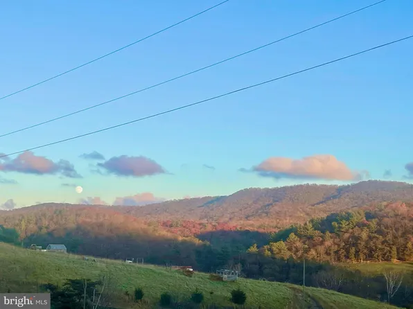 80 Comfort Point Dr, Mathias, WV 26812